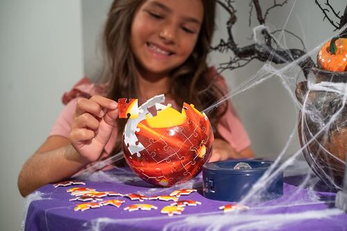 RAVENSBURGER PUZLE 3D CALABAZA DE HALLOWEEN LMPARA DE NOCHE 74 PIEZAS