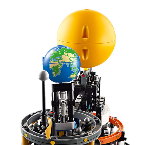 LEGO TECHNIC - PLANETA TIERRA Y LUNA EN RBITA