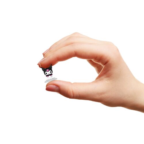 FUNKO BITTY POP! SANRIO: HELLO KITTY - KUROMI, HELLO KITTY CON PASTEL, MY MELODY (PIJAMA), KUROMI (PIJAMA)