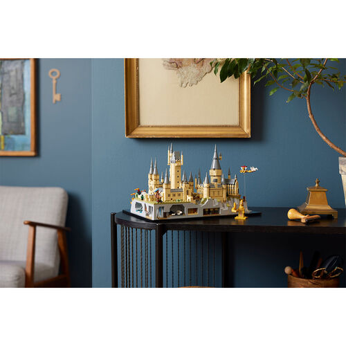 LEGO HARRY POTTER - CASTILLO Y TERRENOS DE HOGWARTS