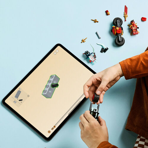 LEGO NINJAGO - CARRERA RELÁMPAGO EN MOTO DE KAI