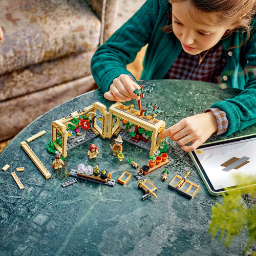 LEGO HARRY POTTER - CLASE DE HERBOLOGÍA