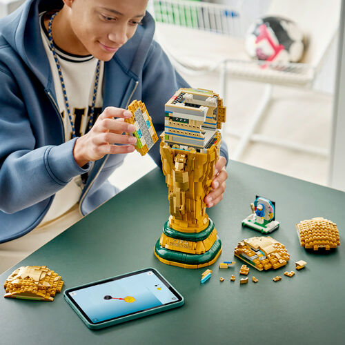 LEGO EDITIONS - TROFEO OFICIAL DE LA COPA MUNDIAL DE LA FIFA